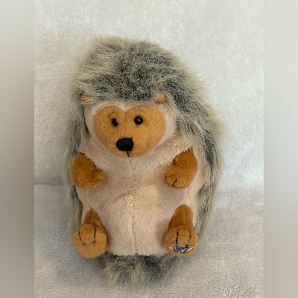 Hedgehog Ganz Webkinz HM130 Plush Stuffed Animal Toy 7” No Code grey brown tan